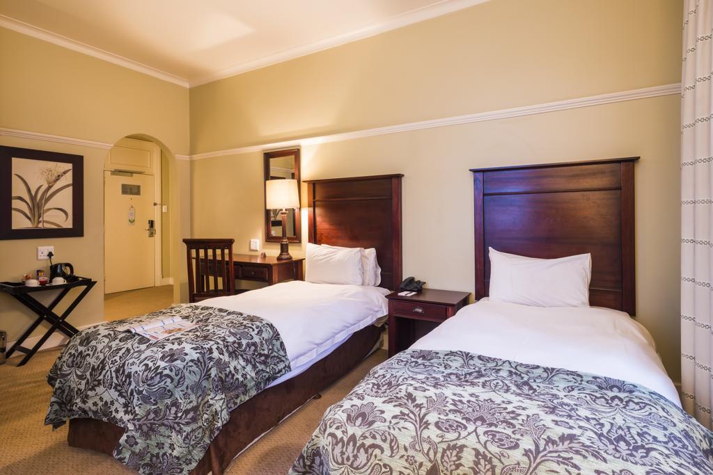 Imperial Hotel By Misty Blue Hotels Pietermaritzburg Dış mekan fotoğraf