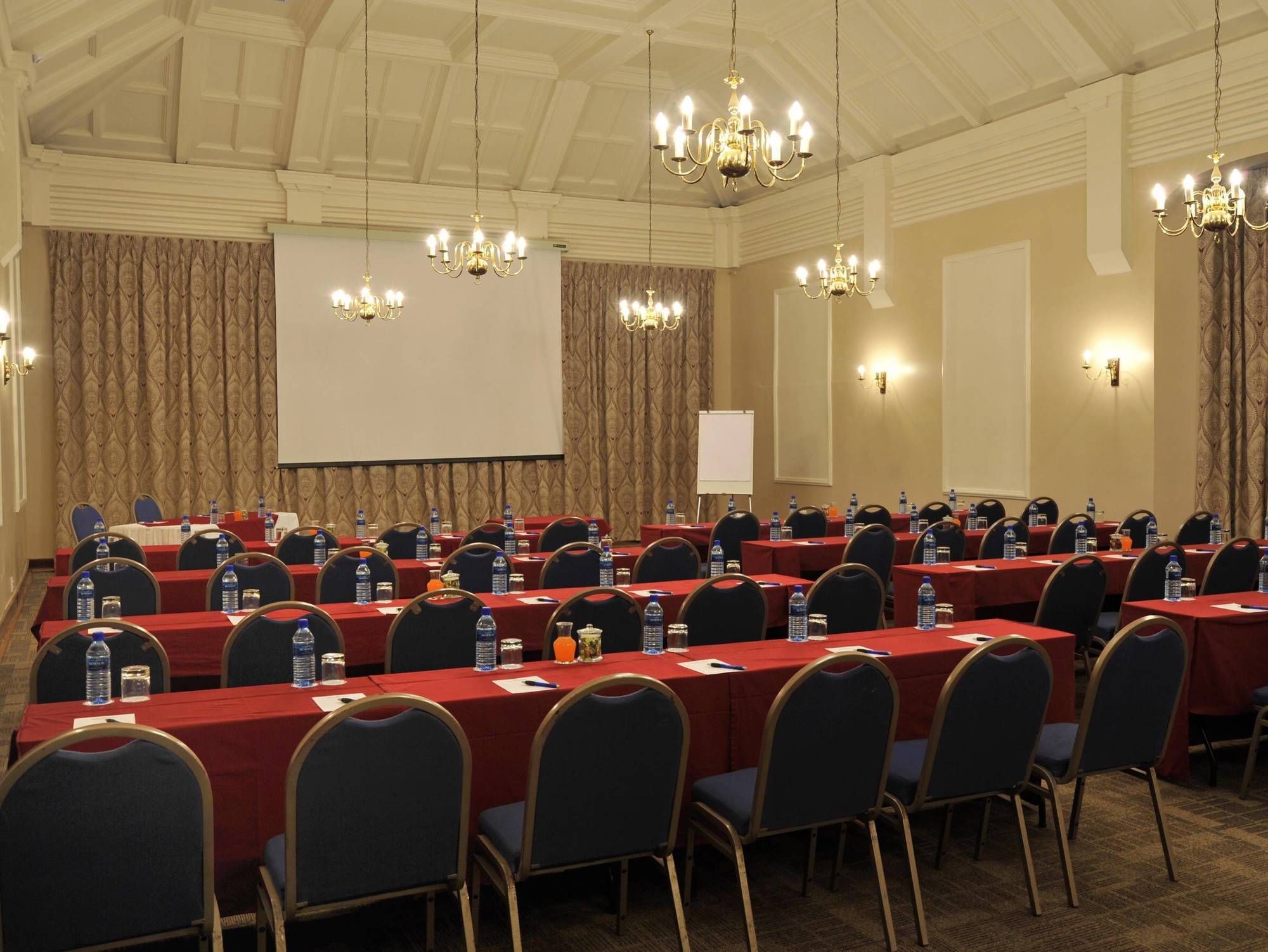 Imperial Hotel By Misty Blue Hotels Pietermaritzburg Dış mekan fotoğraf