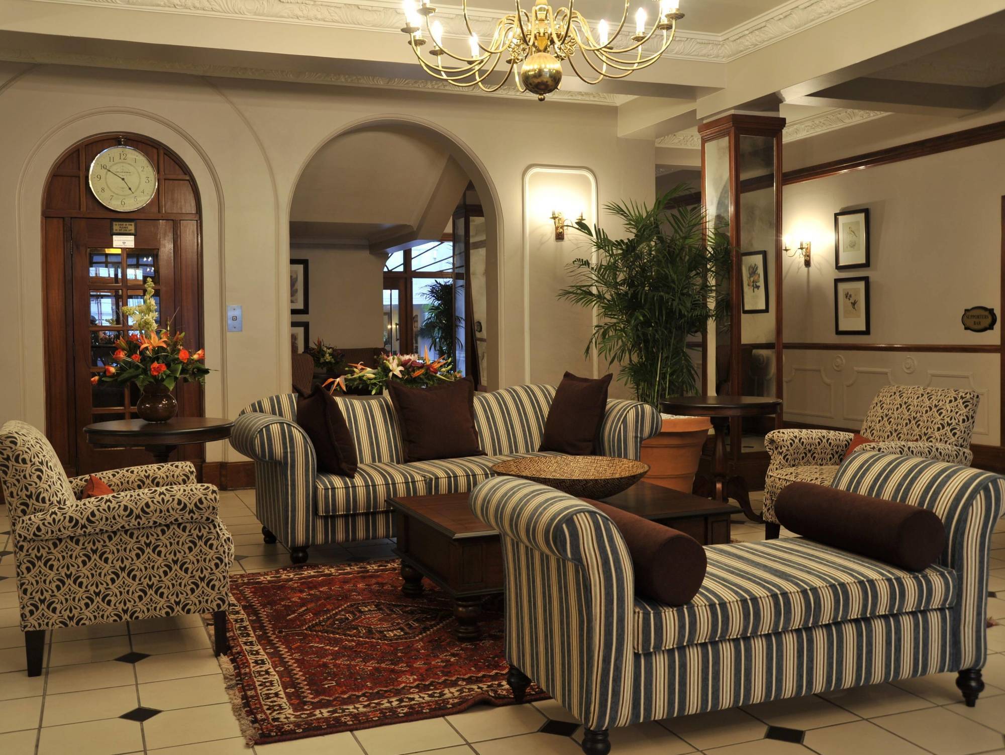 Imperial Hotel By Misty Blue Hotels Pietermaritzburg Dış mekan fotoğraf