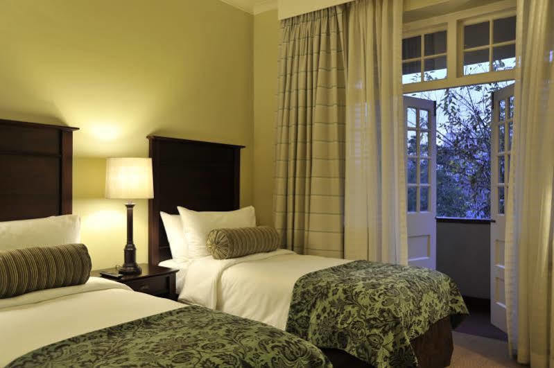 Imperial Hotel By Misty Blue Hotels Pietermaritzburg Dış mekan fotoğraf