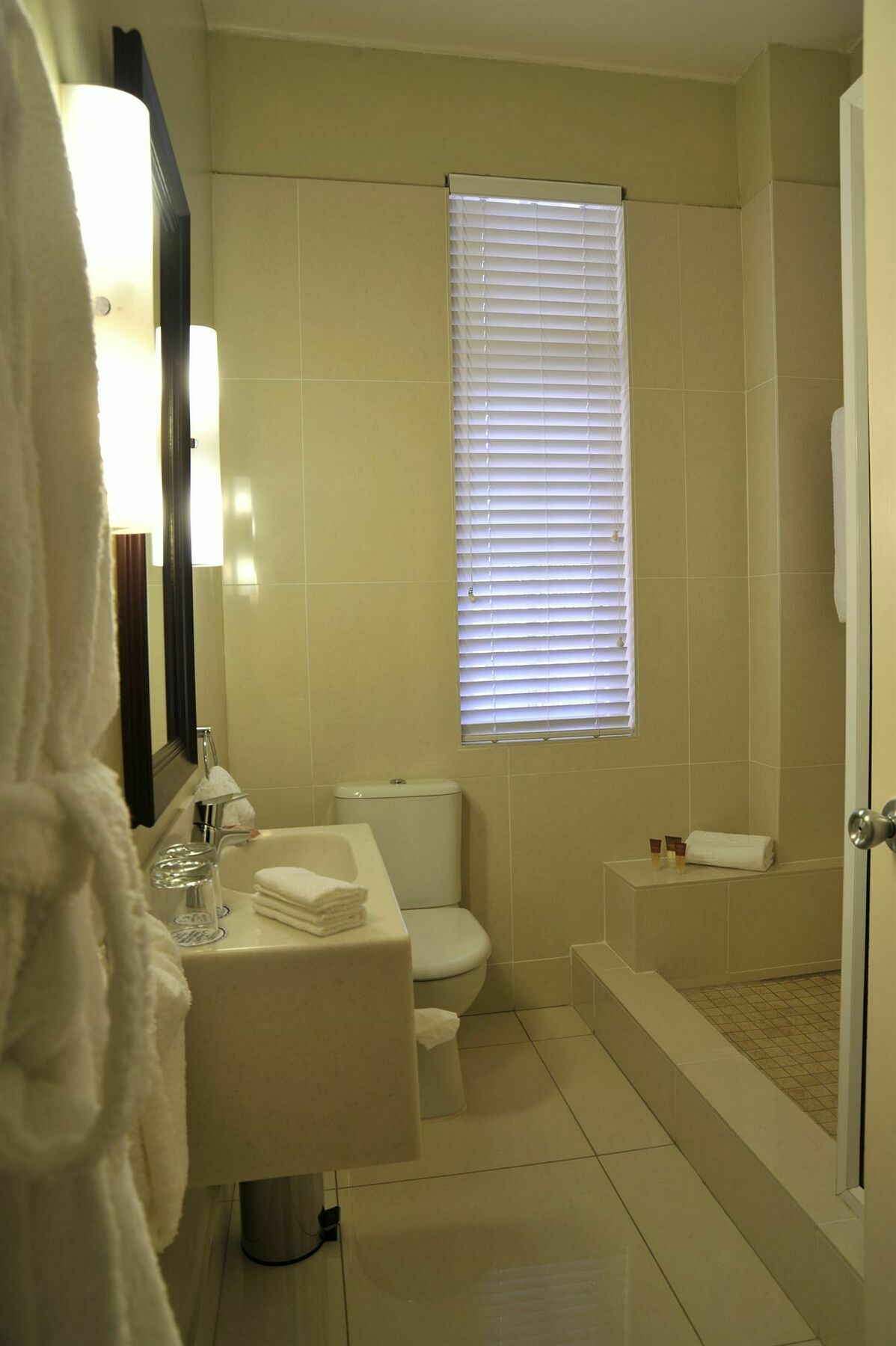 Imperial Hotel By Misty Blue Hotels Pietermaritzburg Dış mekan fotoğraf